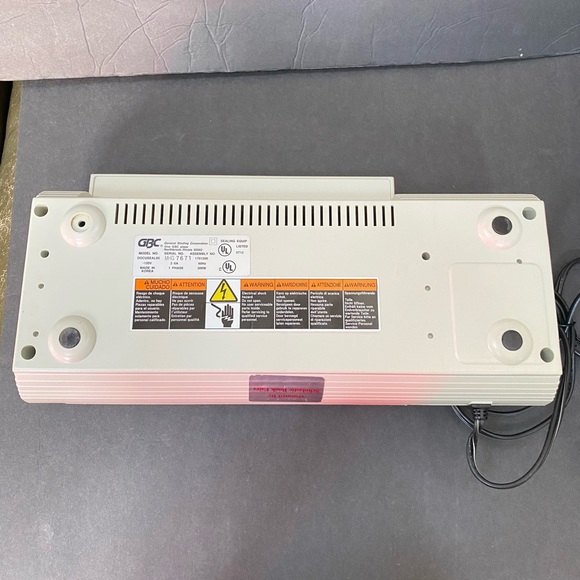 GBC DocuSeal 95 Document Laminator Laminating Machine with 33 Sheets - Picture 7 of 8